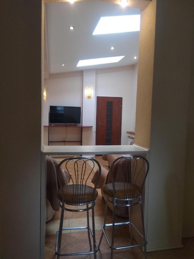 Mangal And Terrace In Center Apartment Leopoli Esterno foto